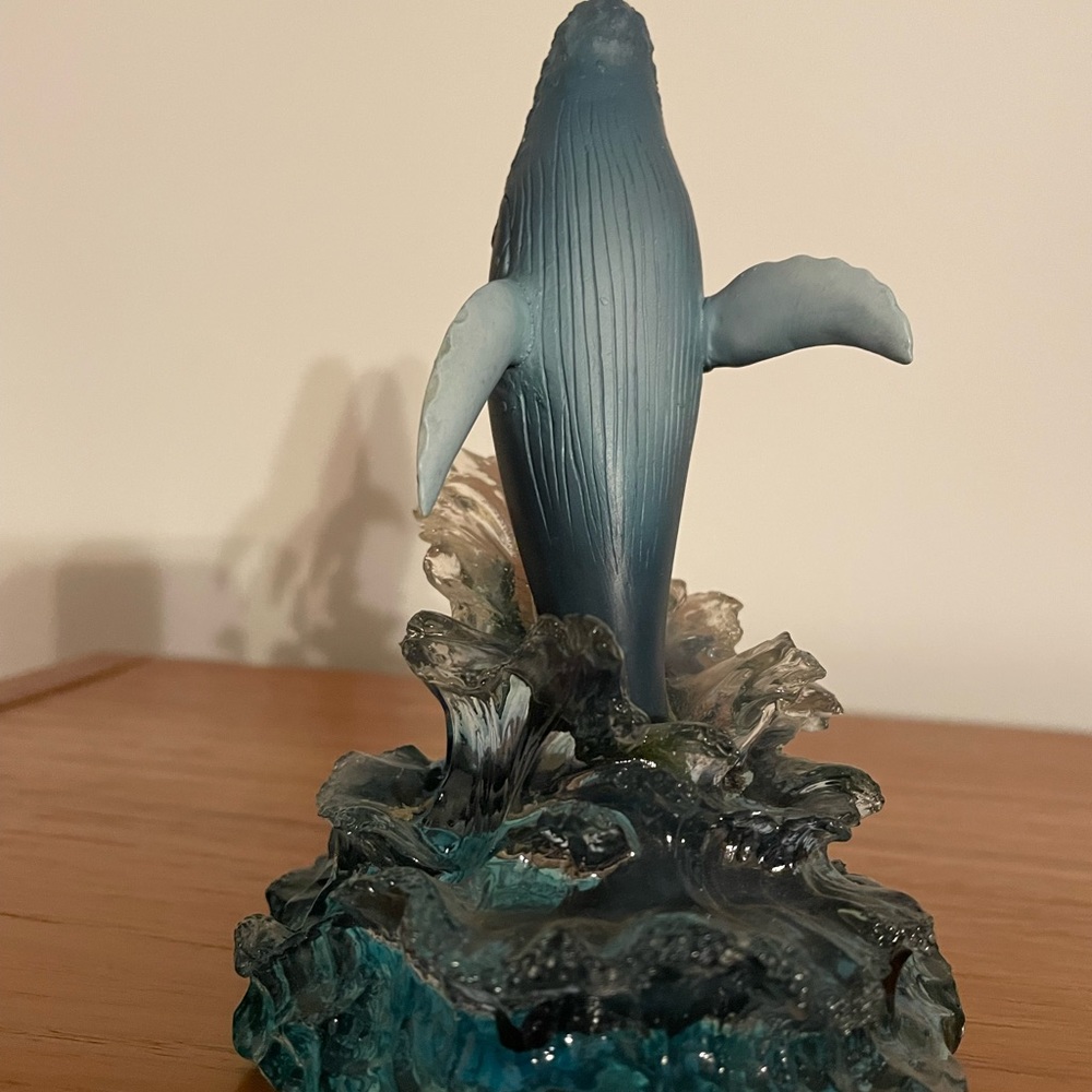 Wyland Collectible Figurine - Ancient Humpback Whale